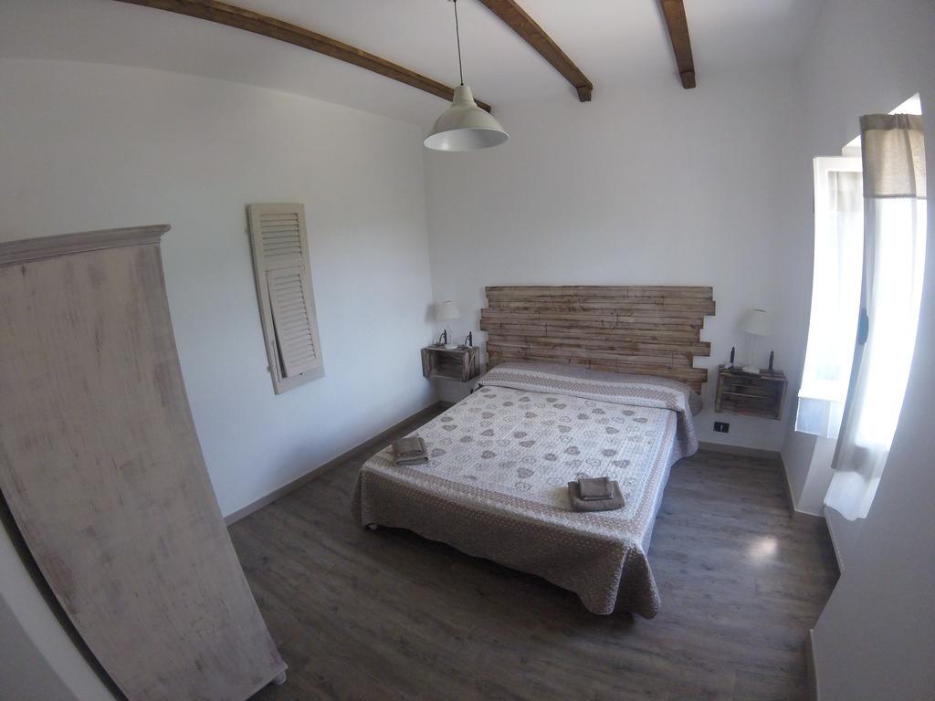 Agriturismo Dei Legi San Pietro Vara Ngoại thất bức ảnh