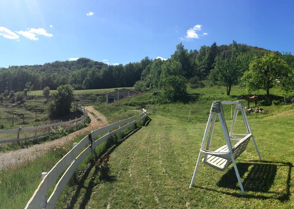 Agriturismo Dei Legi San Pietro Vara Ngoại thất bức ảnh