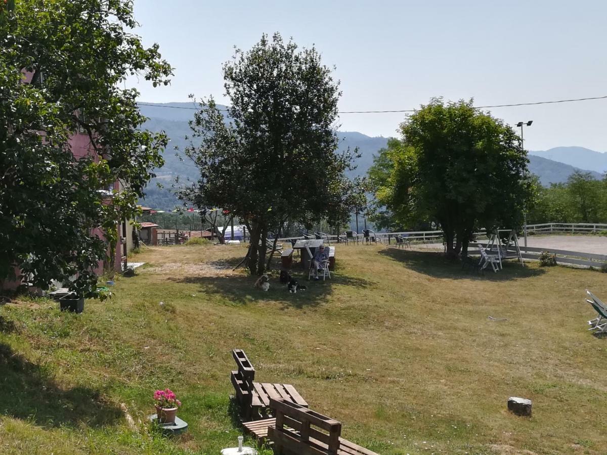 Agriturismo Dei Legi San Pietro Vara Ngoại thất bức ảnh