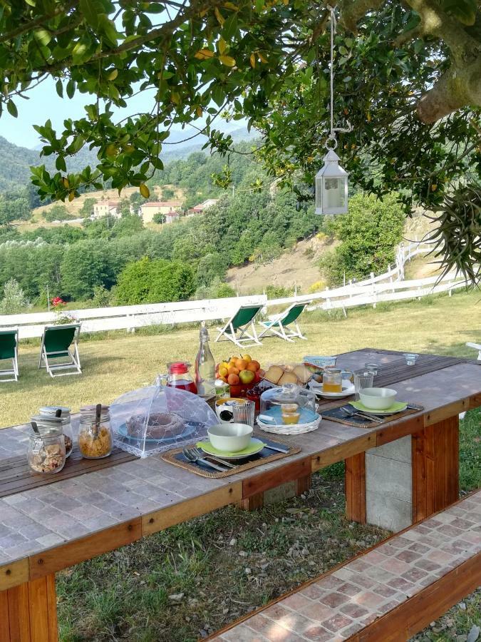 Agriturismo Dei Legi San Pietro Vara Ngoại thất bức ảnh